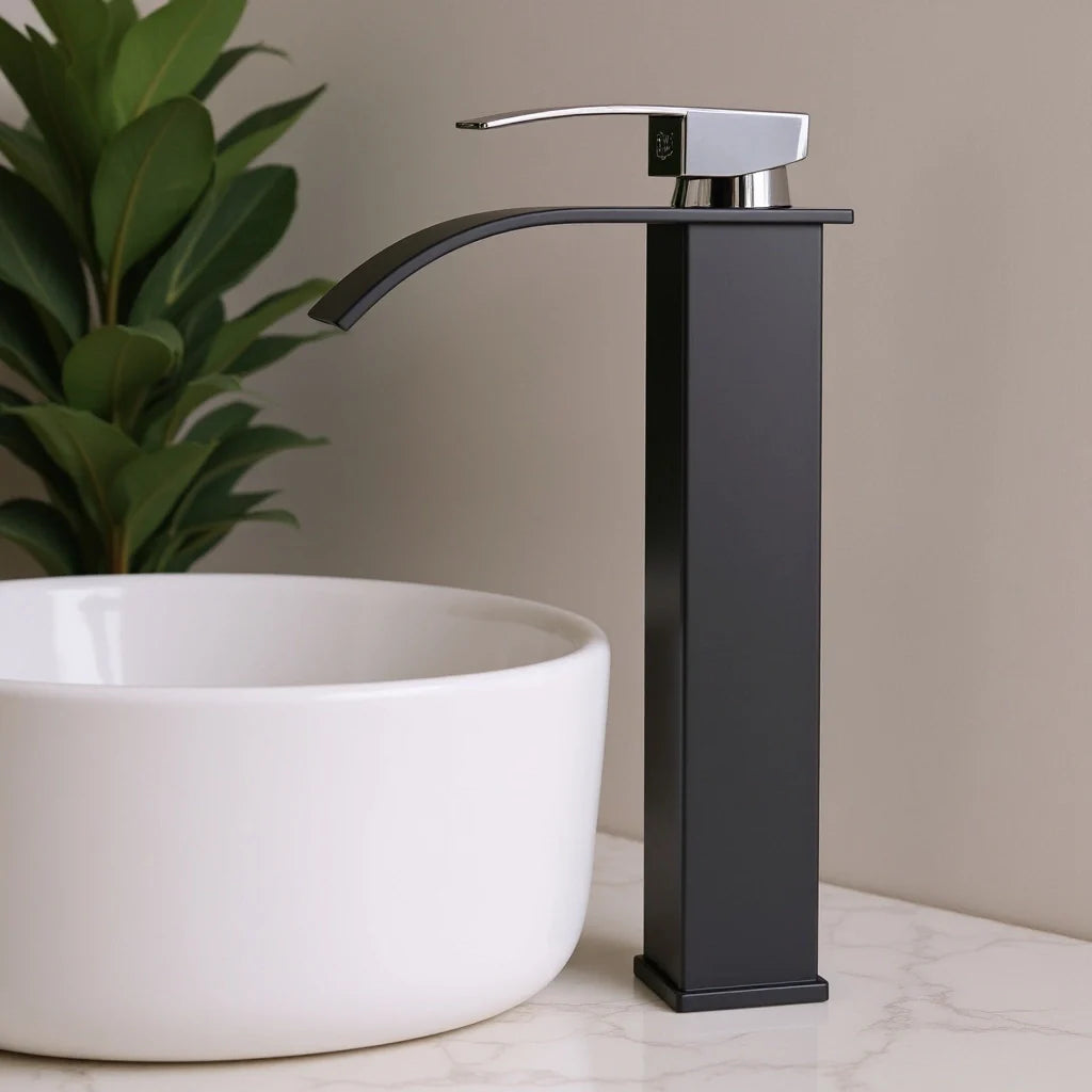 Robinets salle de bain Image